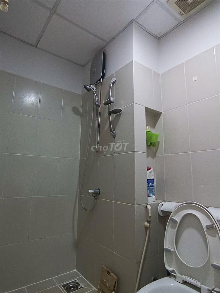 Tôi chính chủ cần bán gấp C/C Ehome 3-Block B2, 2 Phòng ngủ, 2WC, 64m2