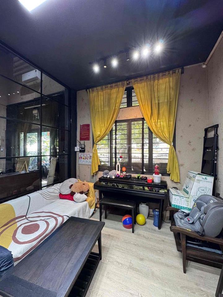 mặt bằng kinh doanh có lề rộng
