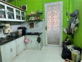 cc lạc long quân