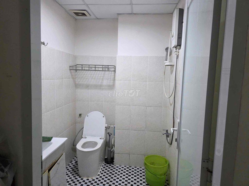căn hộ sát bên Đầm Sen