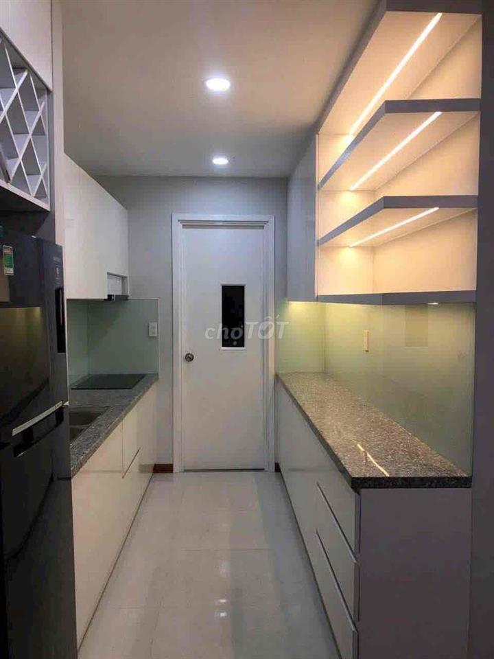 Cho thuê căn hộ Diamond Riverside 2 Phòng Ngủ 2wc full nội thất gt
