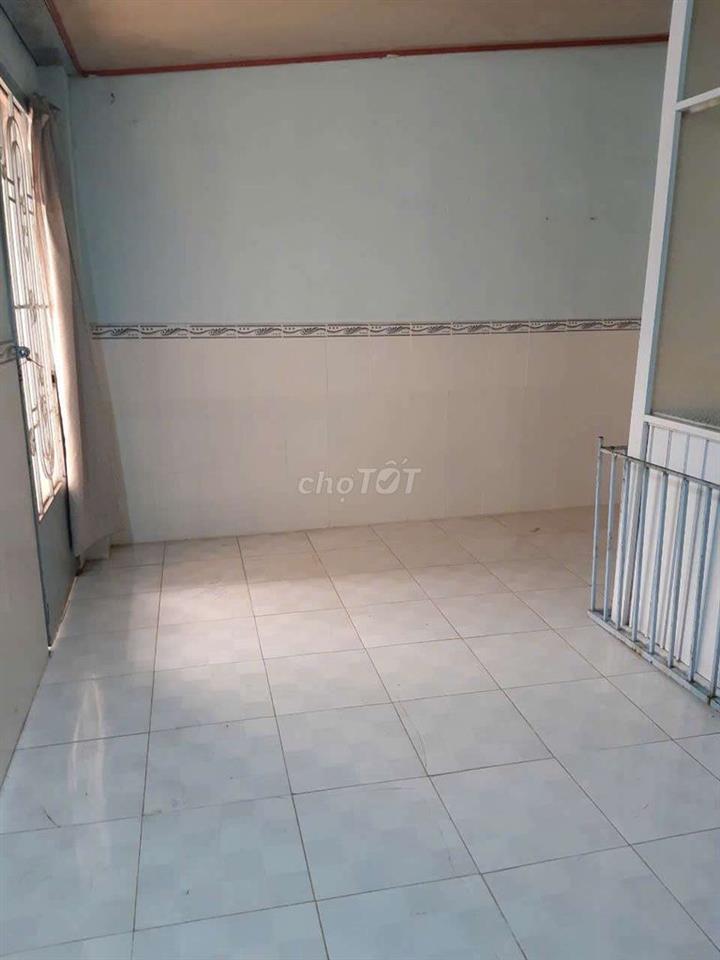 Nhà phố số Quận có Hộ Khẩu riêng, chỉ cách MT LÊ ĐÌNH CẨN chỉ 01 căn