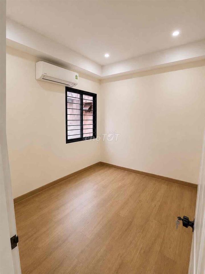 Bán căn hộ Bàu Cát 2 ( thang bộ ) 50m2 2PN-1WC, nhà thoáng mới, có Sổ