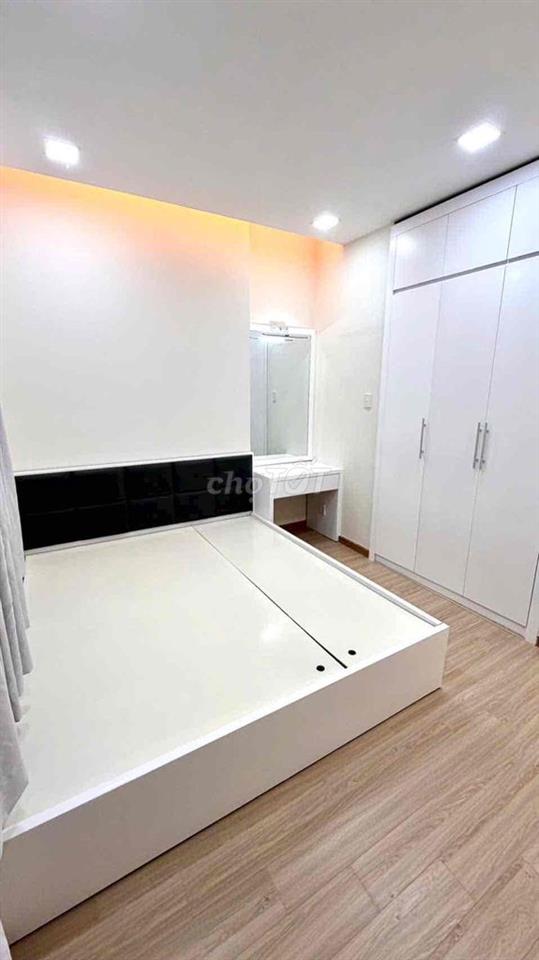 Bán gấp căn hộ Babylon Âu Cơ, 75m2 gồm 2PN-2WC nhà mới đẹp, có Sổ hồng