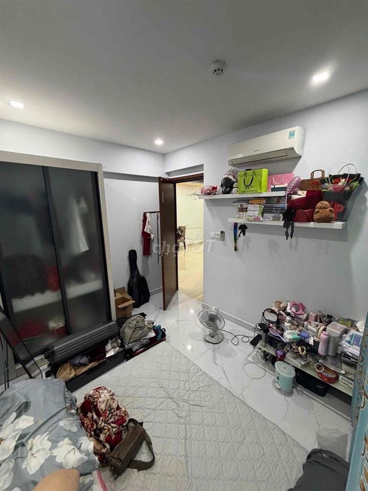 Bán gấp căn hộ Celadon City, khu Ruby, 70m2 2PN Full nội thất, Sổ Hồng