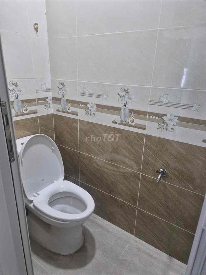 Cần bán nhanh căn hộ chung cư Phú Thọ, quận 11, căn góc 66m2 2PN-1WC