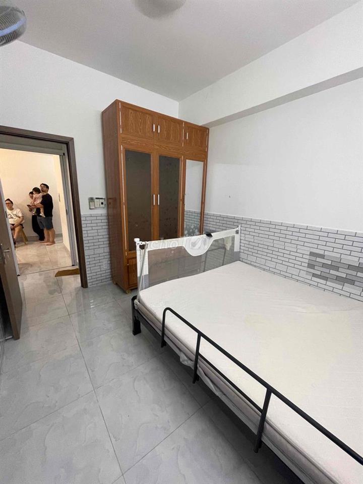 Cho thuê căn hộ chung cư Phú Thọ quận 11, căn góc 66m2 2PN đủ nội thất