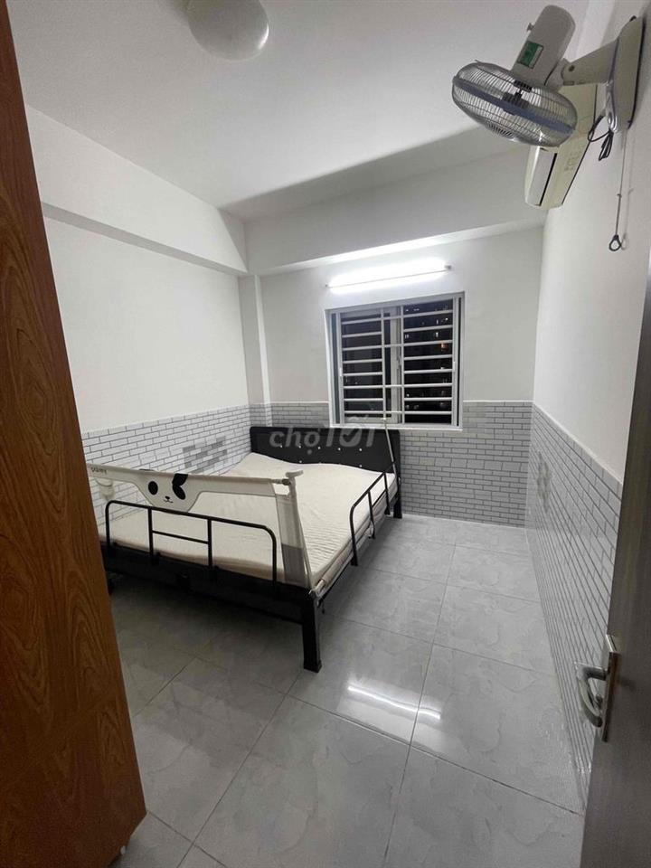 Cho thuê căn hộ chung cư Phú Thọ quận 11, căn góc 66m2 2PN đủ nội thất