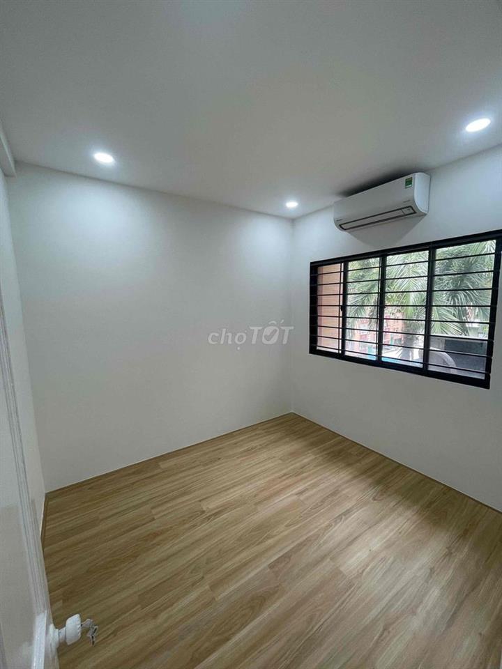 Bán căn hộ Bàu Cát 2 (thang bộ) 50m2 -2PN-1WC nhà mới 100%, Sổ Hồng