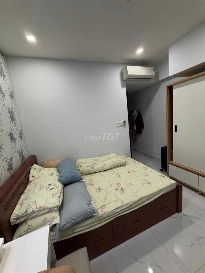 kẹt tiền cần bán gấp căn hộ Ruby Celadon city, 68m2 2PN Full Nt, SHR