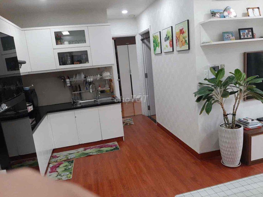 Cần bán gấp căn hộ Carillon 3, ngay sân bay, 65m2 2PN Full NT, Sổ Hồng
