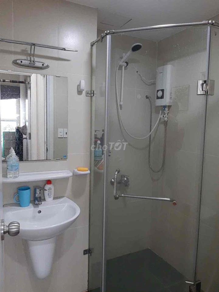 Cần bán gấp căn hộ Carillon 3, ngay sân bay, 65m2 2PN Full NT, Sổ Hồng