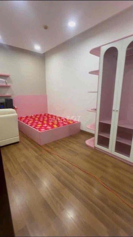 Giá ngộp, bán căn hộ Ruby Celadon city, 93m2 3PN-2WC Full nội thất SHR