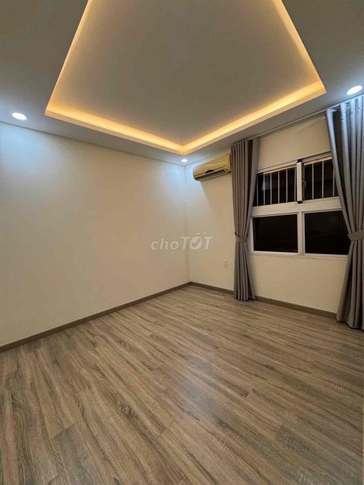 Cho thuê căn hộ Bàu Cát 2, Tân Bình, 70m2 2PN -2WC NTCB giá chỉ 10tr