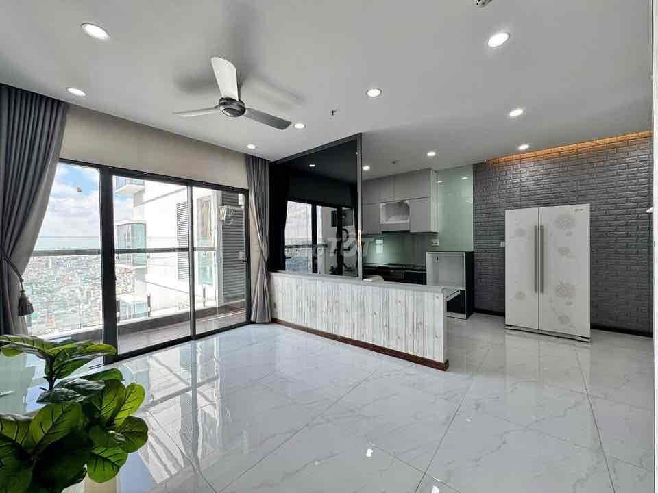 Kẹt tiền cần bán gấp căn hộ Cao Ốc Res 11, Sổ Hồng, 73m2 2PN- nhà mới