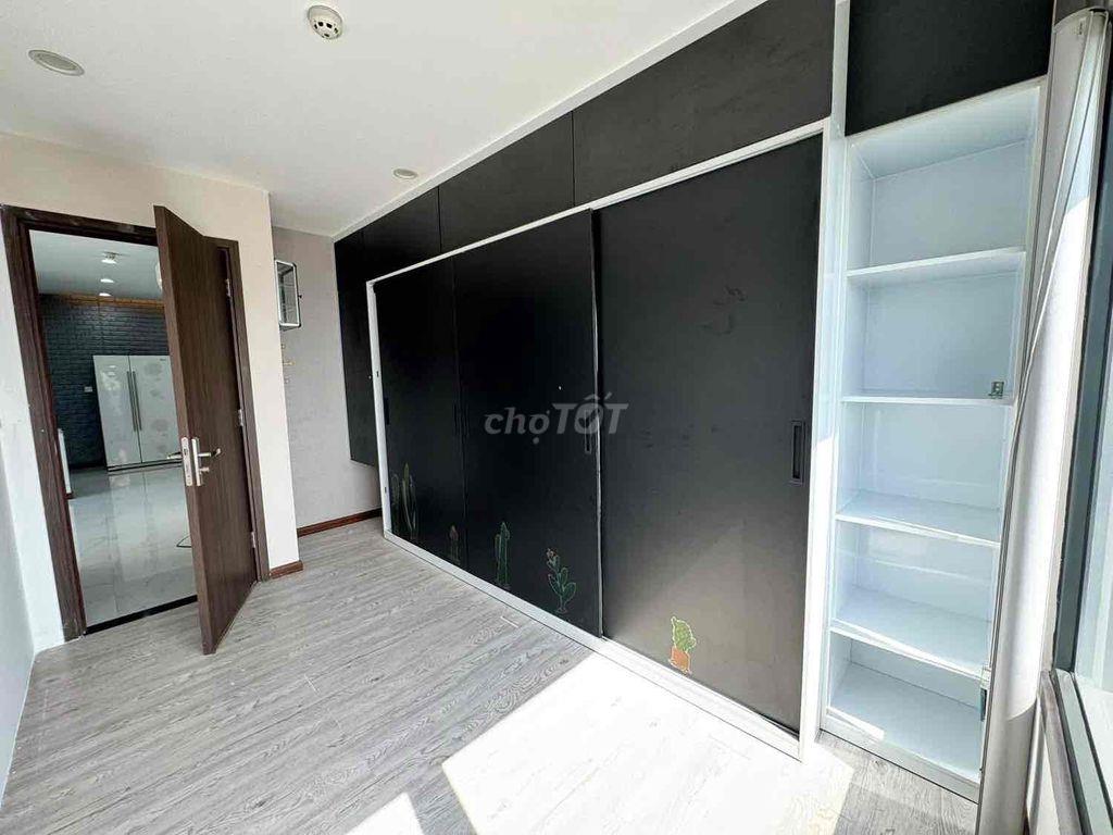 Kẹt tiền cần bán gấp căn hộ Cao Ốc Res 11, Sổ Hồng, 73m2 2PN- nhà mới