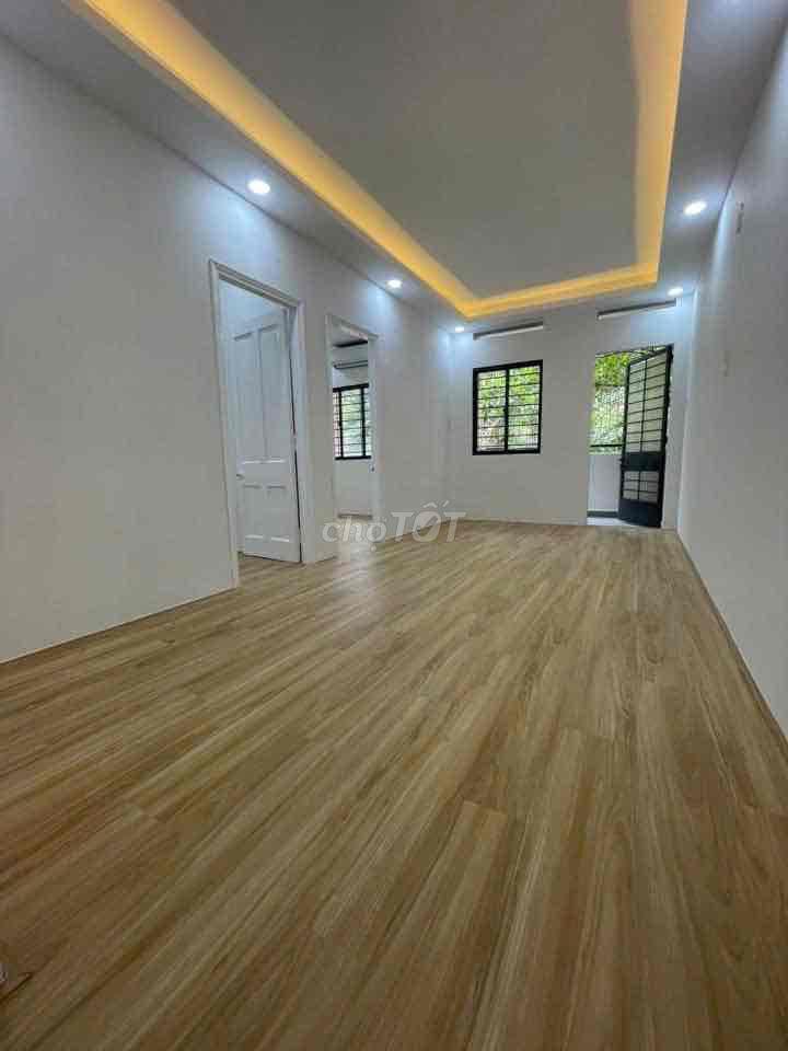Chính chủ cần bán Căn Hộ Bàu Cát 2- Thang bộ, 50m2 2PN-1WC mới, có SHR