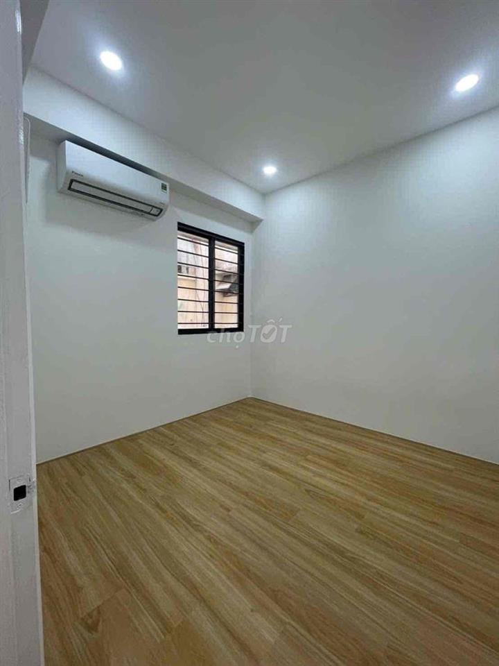 Chính chủ cần bán Căn Hộ Bàu Cát 2- Thang bộ, 50m2 2PN-1WC mới, có SHR