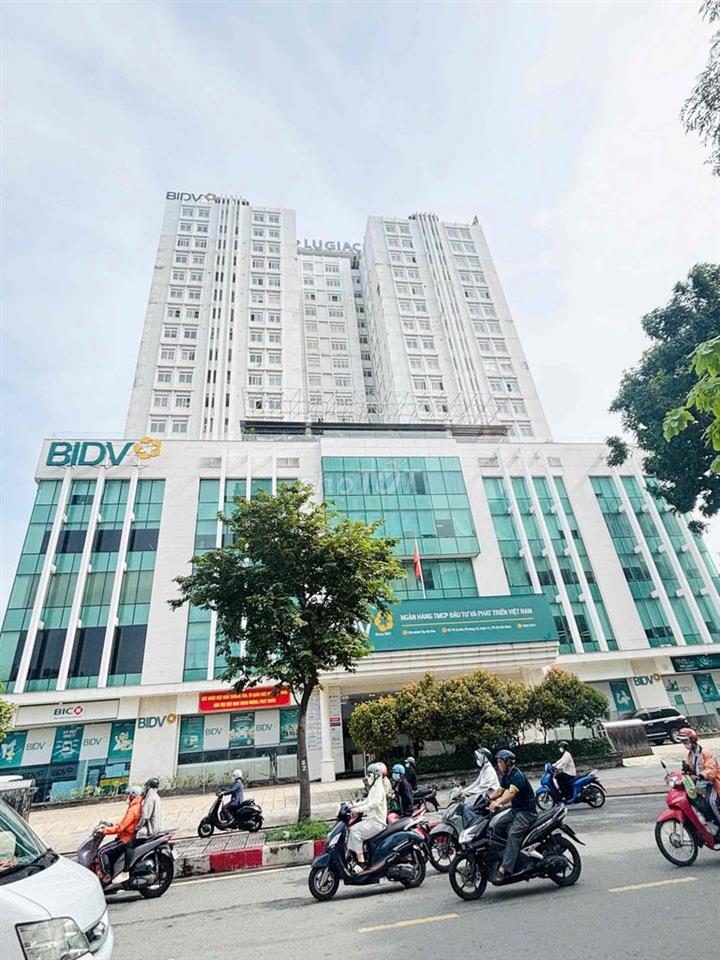 Bán gấp căn hộ chung cư Lữ Gia Plaza, quận 11, căn 75m2 2PN-1WC, Hiếm