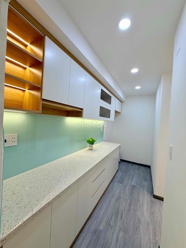 Cần bán gấp căn hộ Lotus Garden Tân Phú, 71m2 2PN có Sổ hồng, mới 100%