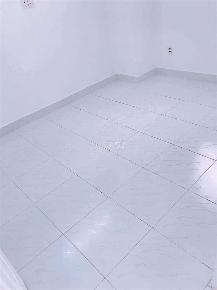 NGOC CẦN BÁN CĂN HÔ.GIÁ RẺ ,,CHỈ 650 TR,,C/c LÊ THÀNH TÂN TAO BÌNH TÂN