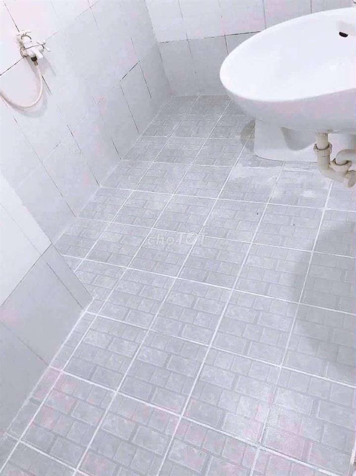 NGOC CẦN BÁN CĂN HÔ.GIÁ RẺ ,,CHỈ 650 TR,,C/c LÊ THÀNH TÂN TAO BÌNH TÂN