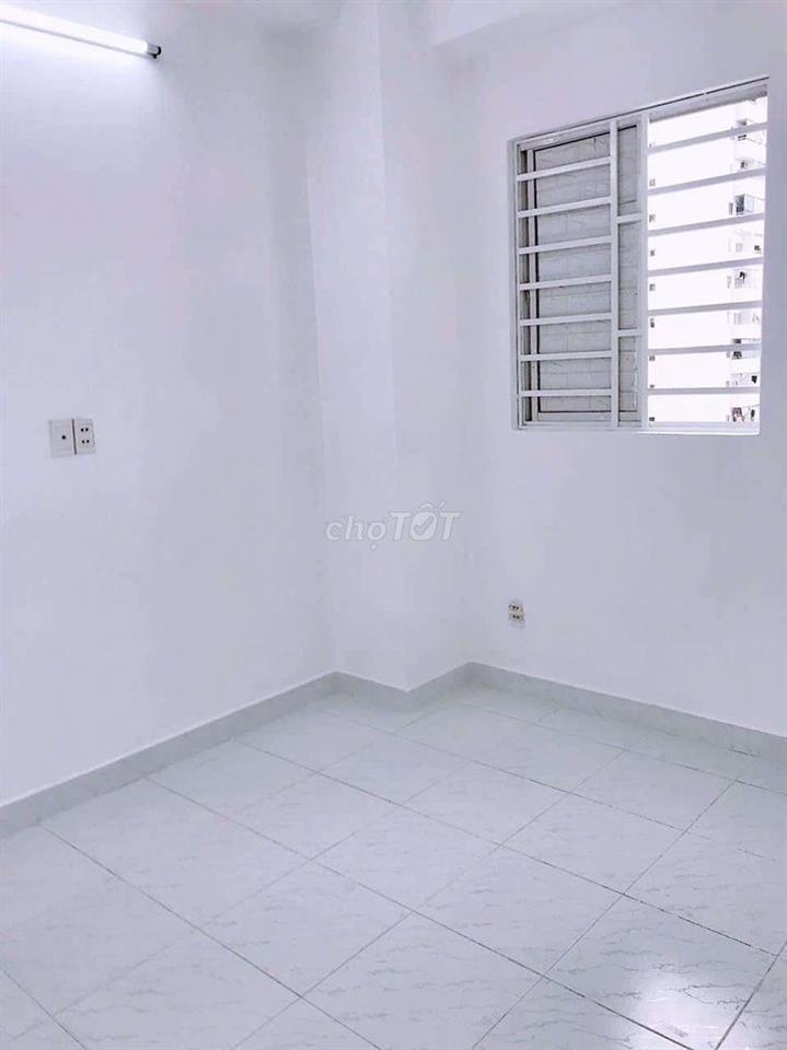 NGOC CẦN BÁN CĂN HÔ.GIÁ RẺ ,,CHỈ 650 TR,,C/c LÊ THÀNH TÂN TAO BÌNH TÂN