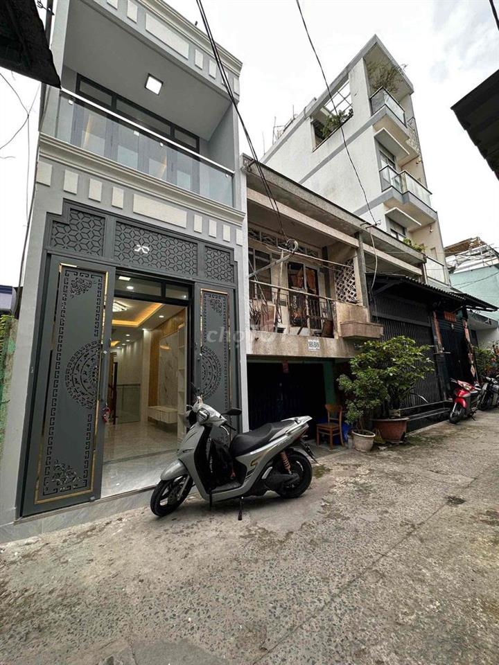 Bán Nhà 1/ Nguyễn Ngọc Cung, giáp Quận 6 giá *** khu, ít lộ giới