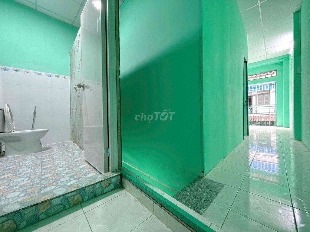 Nhà Phố 36,7m2 Hẻm 5m Đường Chiến Lược, về Aoen Bình Tân chỉ 5p đi xe