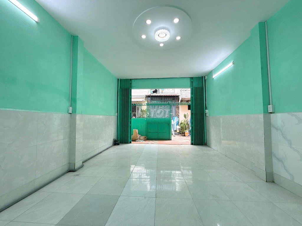 Nhà Phố 36,7m2 Hẻm 5m Đường Chiến Lược, về Aoen Bình Tân chỉ 5p đi xe