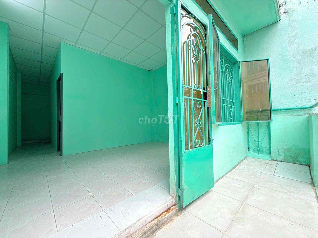 Nhà Phố 36,7m2 Hẻm 5m Đường Chiến Lược, về Aoen Bình Tân chỉ 5p đi xe