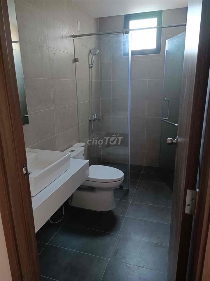 Bán căn 2PN view hồ bơi giá chỉ 4 tỷ 2. View hướng mát, đã có sổ hồng