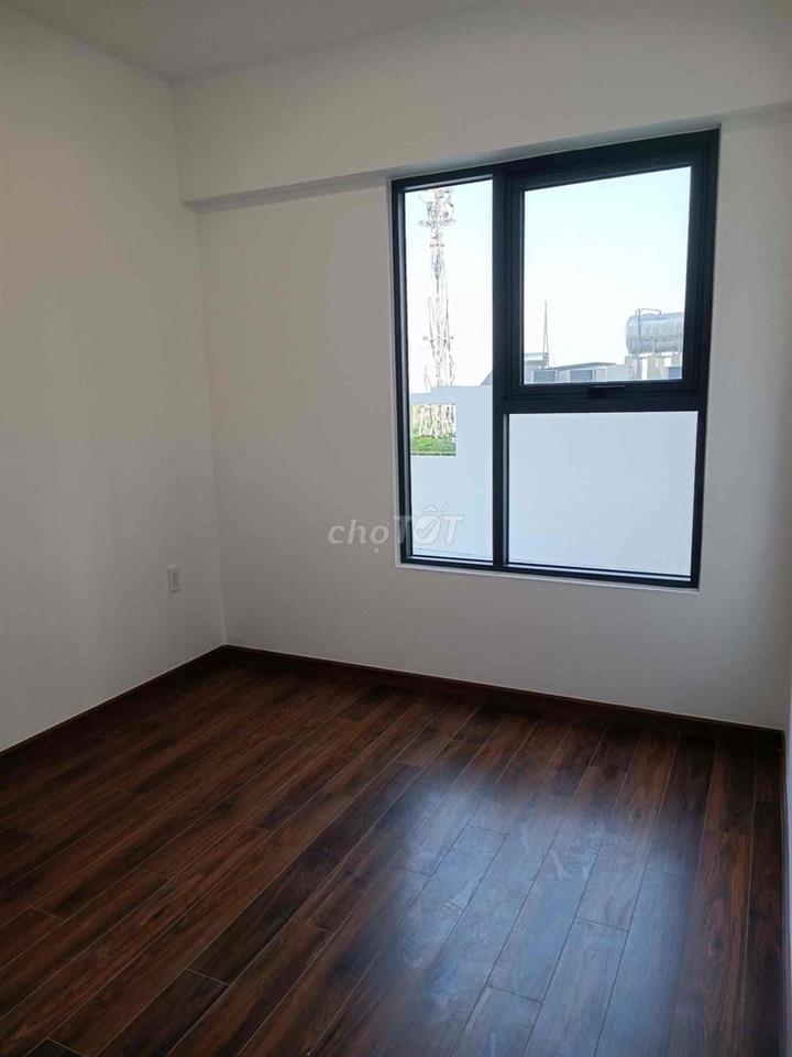 Bán căn 2PN view hồ bơi giá chỉ 4 tỷ 2. View hướng mát, đã có sổ hồng