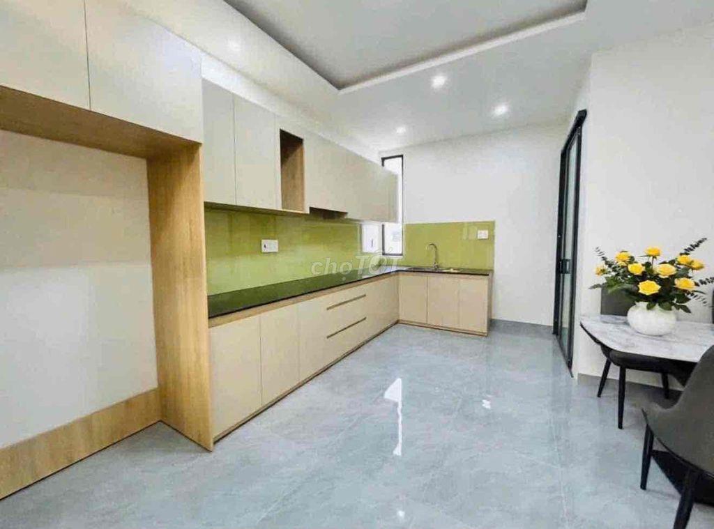 🔥 BÁN GẤP NHÀ 3 TẦNG – HẺM XE HƠI CAO THẮNG, ĐÀ LẠT 🔥