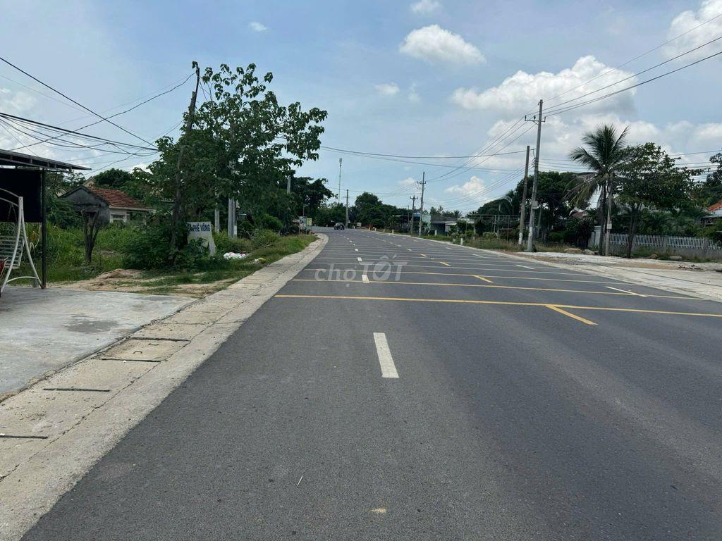CHỦ HẠ GIÁ CẮT LỖ LÔ ĐẤT TC MT QL26, NGAY UBND XÃ NINH TÂY, 1,2TR/M2