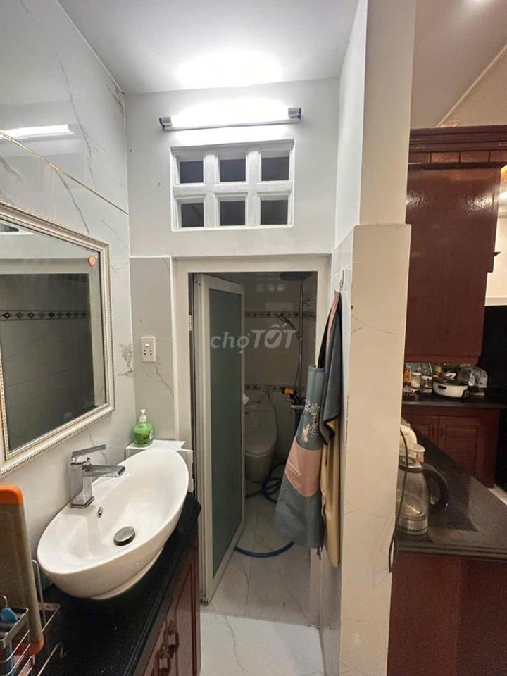 Bán Nhà 5 Tầng Đường An Dương Vương, 4,5m*11m, Full Nội Thất 7,5 tỷ