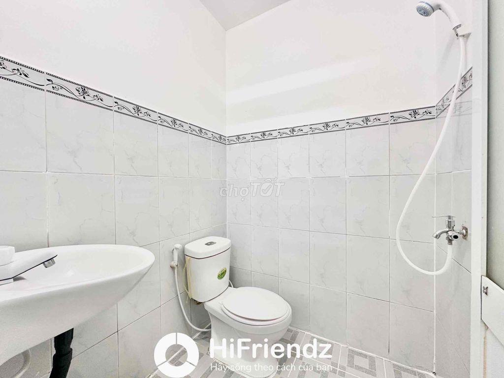 DÃY TRỌ 1 TRỆT 1 LỬNG - RỘNG 35M² - SẴN MÁY LẠNH - GẦN ĐH HỒNG BÀNG