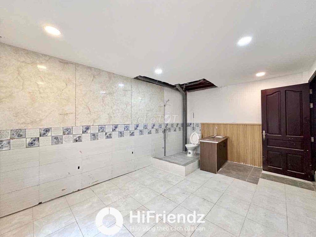 TRỌ TRỆT GIÁ RẺ - CỬA SỔ TRỜI - RỘNG THOÁNG - GẦN ĐẦM SEN & ĐH HIU