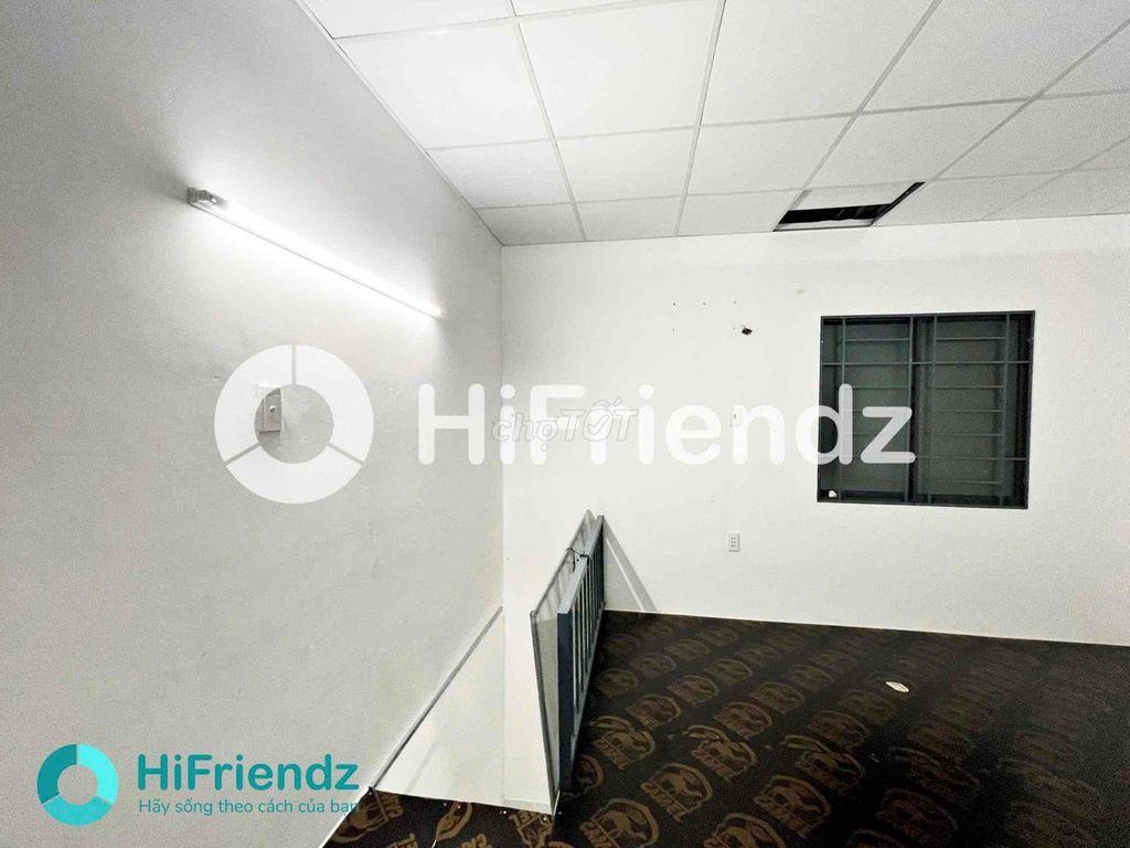 🚽 PHÒNG CÓ 2 NHÀ VỆ SINH TRÊN & DƯỚI – RẤT PHÙ HỢP NHÓM SINH VIÊN!