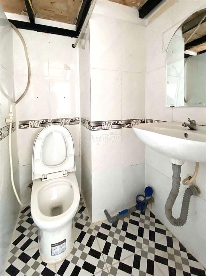 🚨 Phòng Cho thuê - GẦN ĐH HÙNG VƯƠNG - Sẵn máy lạnh-Gần AEON Bình Tân 