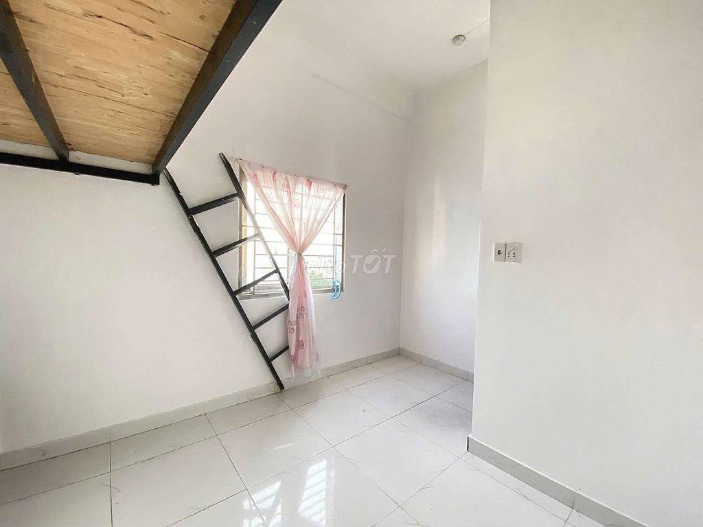 🚨 Phòng Cho thuê - GẦN ĐH HÙNG VƯƠNG - Sẵn máy lạnh-Gần AEON Bình Tân 