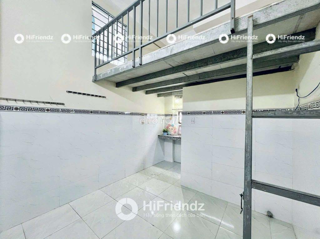 PHÒNG TRỌ GIÁ RẺ - HỖ TRỢ LẮP MÁY LẠNH - GÁC CAO  - GẦN NGÃ 4 BỐN XÃ