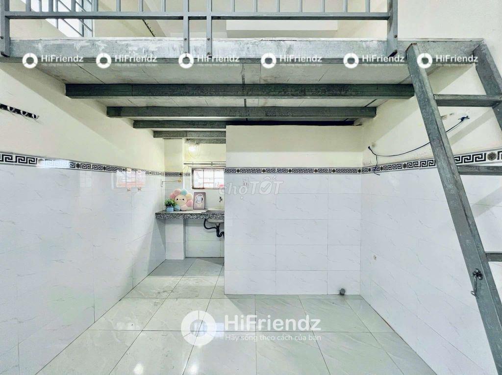 PHÒNG TRỌ GIÁ RẺ - HỖ TRỢ LẮP MÁY LẠNH - GÁC CAO  - GẦN NGÃ 4 BỐN XÃ
