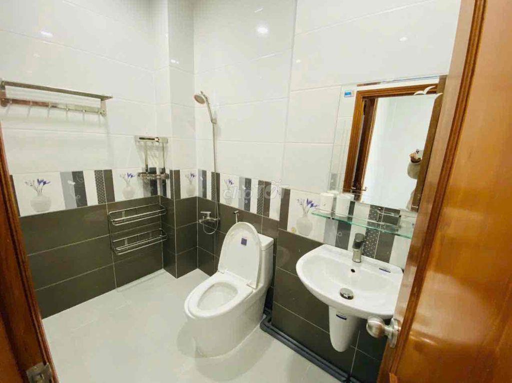 CHO THUÊ CĂN HỘ BAN CÔNG FULL NỘI THẤT RỘNG 35M2 NGAY GẦN AEON BT