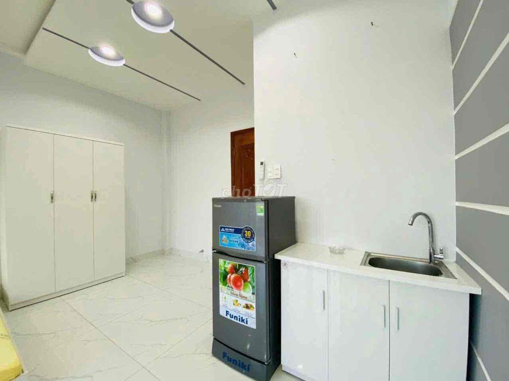 CHO THUÊ CĂN HỘ BAN CÔNG FULL NỘI THẤT RỘNG 35M2 NGAY GẦN AEON BT