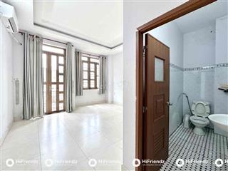 STUDIO CÓ SẴN MÁY LẠNH BAN CÔNG CỬA SỔ TRỜI SIÊU THOÁN NGAY HƯƠNG LỘ 2