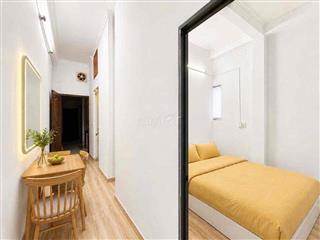 CĂN HỘ 2 PHÒNG NGỦ FULL NỘI THẤT CÓ BAN CÔNG NGAY TẠI KINH DƯƠNG VƯƠNG