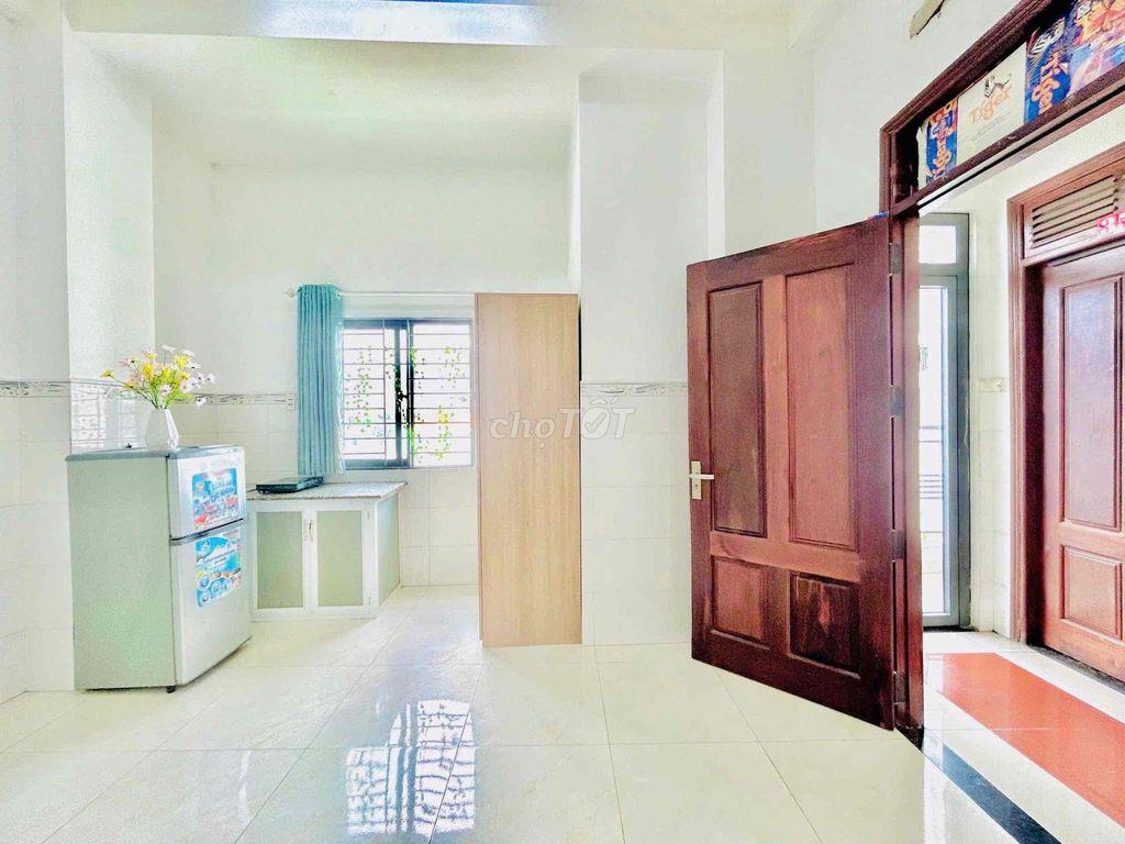 CHO THUÊ PHÒNG FULL NT - RỘNG Ở 3-4 BẠN VÔ TƯ GẦN HUIT, AEON