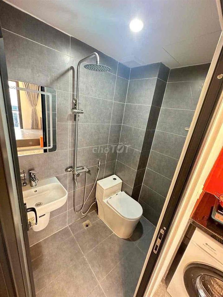 Căn Hộ Chính Chủ-Full Nội Thất-Ban Công-Mới Xây- Ở Liền-Lê Văn Quới-