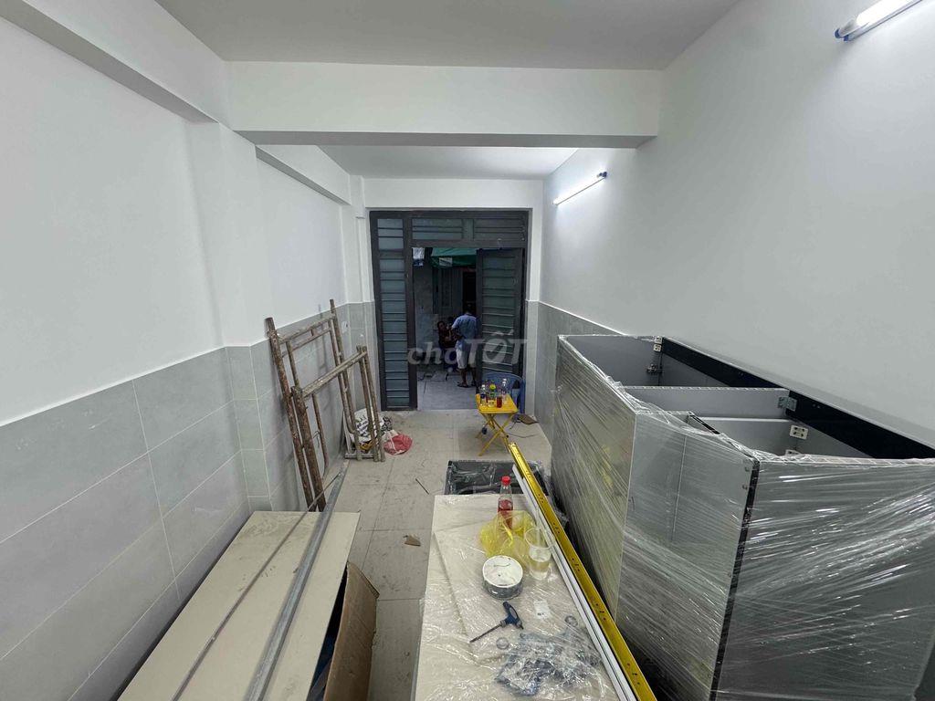 Nhà Kíos 5tr Lê Văn Quới có máy lạnh
